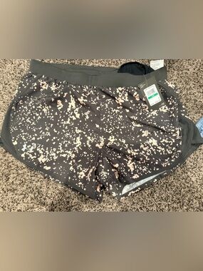 LG Black Athletic Shorts with Pale Pink Speckle